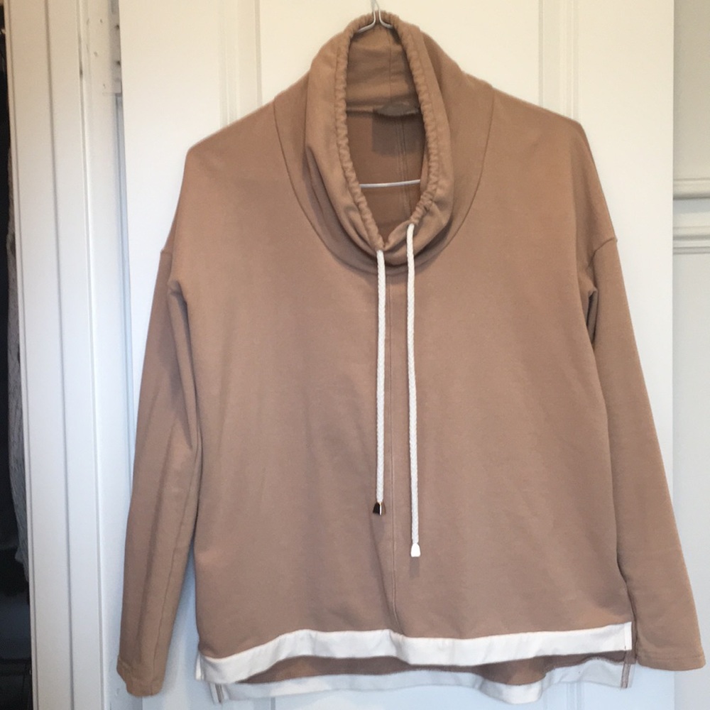 Athleisure sweatshirt